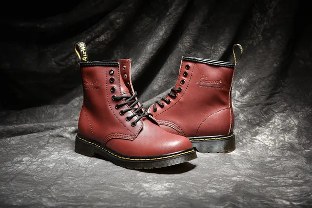 Dr. Martens 1460 Black Smooth Leather Martin Boot 24