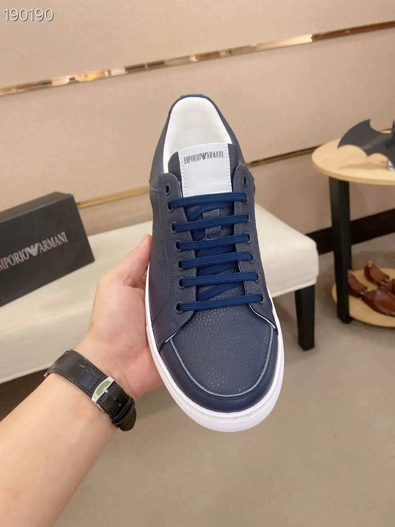 Emporio Armani Navy White Cuir Empeigne Gravé Logo Aigle Lifestyle Sneakers 4