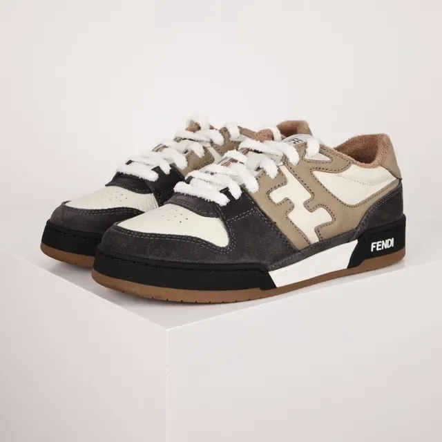 Fendi Bege Preto Camadas de Camurça e Couro Superior Oversized FF Logo Estilo de Vida Tênis 2
