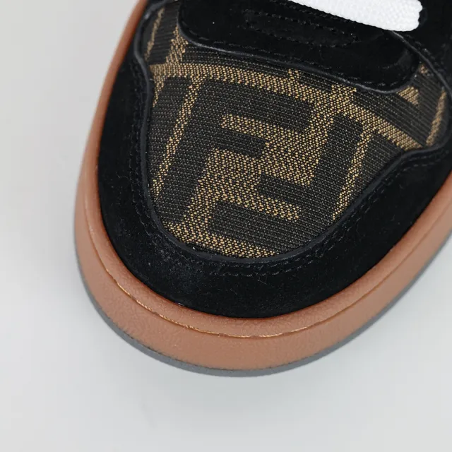 Fendi Chaussures lifestyle noir et marron avec upper en toile monogrammée et suede layered multi-tone midsole semelle intermédiaire multicouche multi-teinte 5