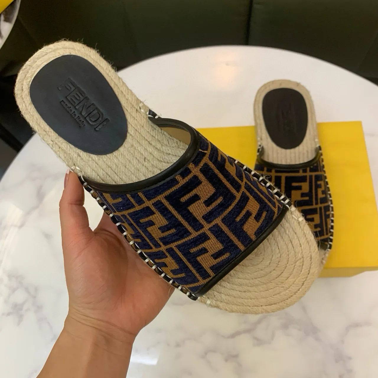 Fendi FF Espadrille Slides Navy Beige Sangle Monogram Jacquard Semelle En Jute Sandales 5