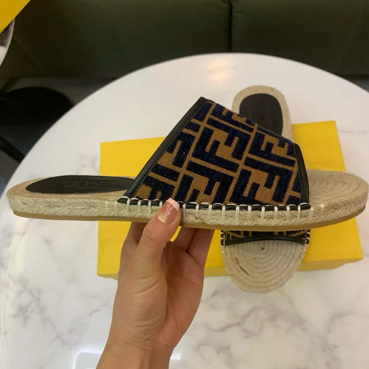 Fendi FF Espadrille Slides Navy Beige Sangle Monogram Jacquard Semelle En Jute Sandales 6