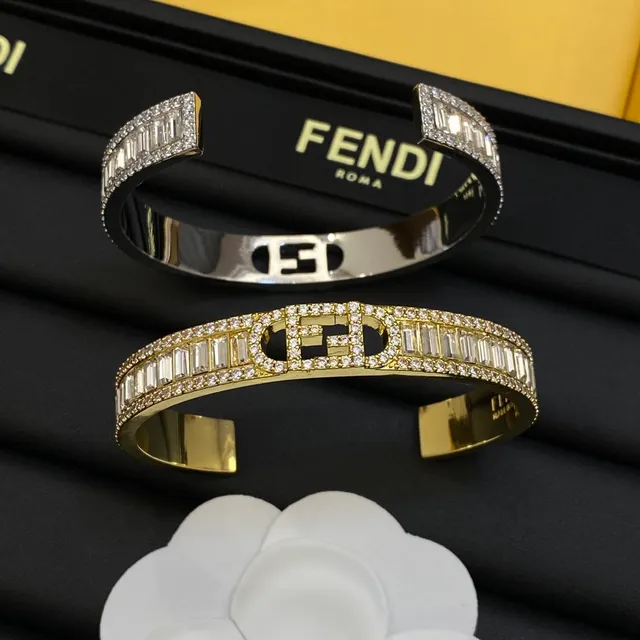 Fendi FF Logo Pavé Baguette-Cut Bracelet de manchette 2