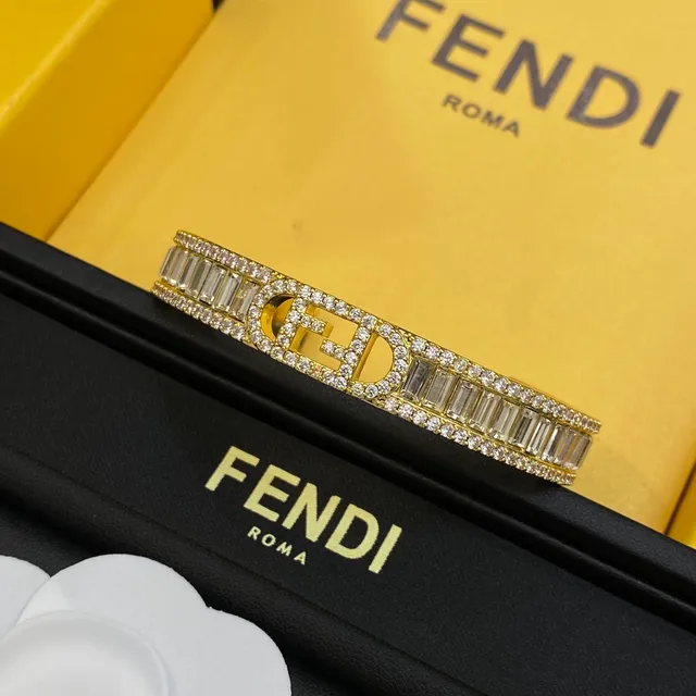 Fendi FF Logo Pavé Baguette-Cut Bracelet de manchette 5