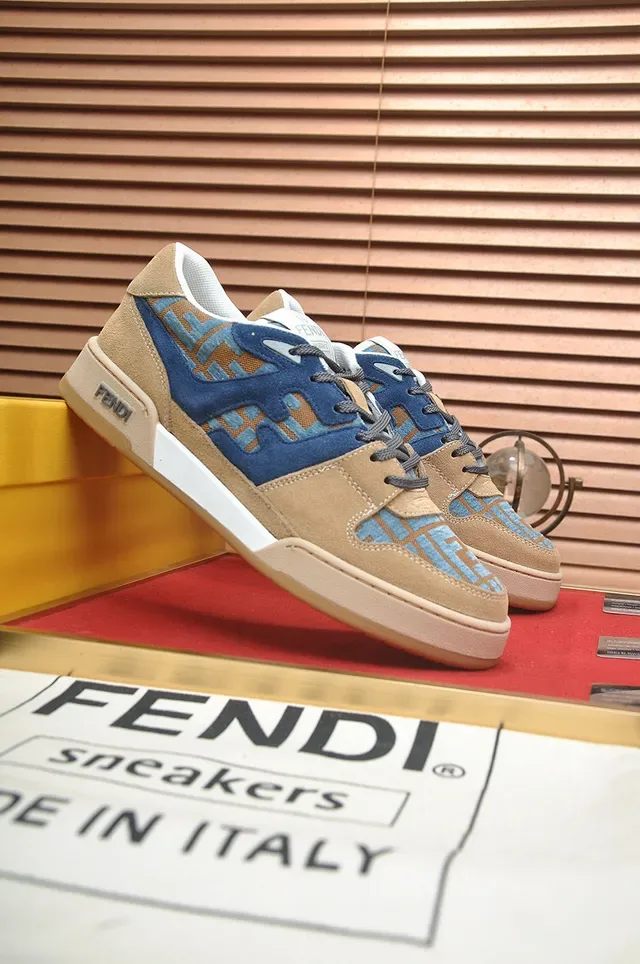 Fendi First Monogram Jacquard Beige Blue أحذية رياضية أسلوب الحياة 4