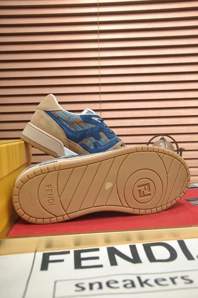 Fendi First Monogram Jacquard Beige Blue أحذية رياضية أسلوب الحياة 7