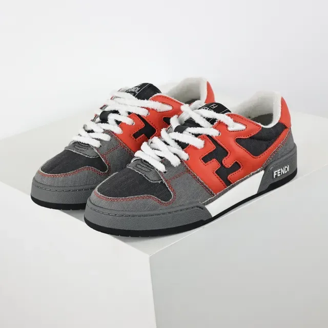 Fendi Cinza Vermelho Oversized FF Logo Painéis de Lona e Couro em Camadas Lifestyle Sneakers 2