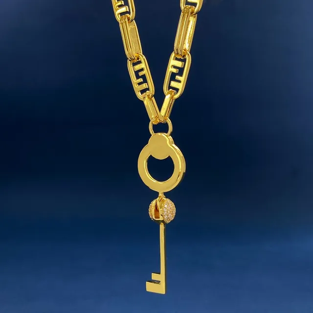 Fendi Key Chaîne dorée noire à maillons FF Logo Motif Collier 3