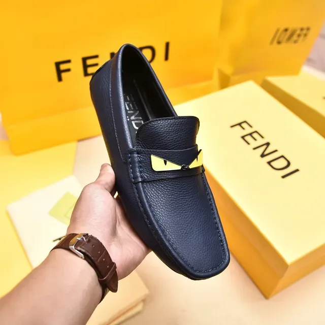 Fendi Monster Eye Loafer Mocassins Bleu Marine Cuir Texturé Slip-On 2