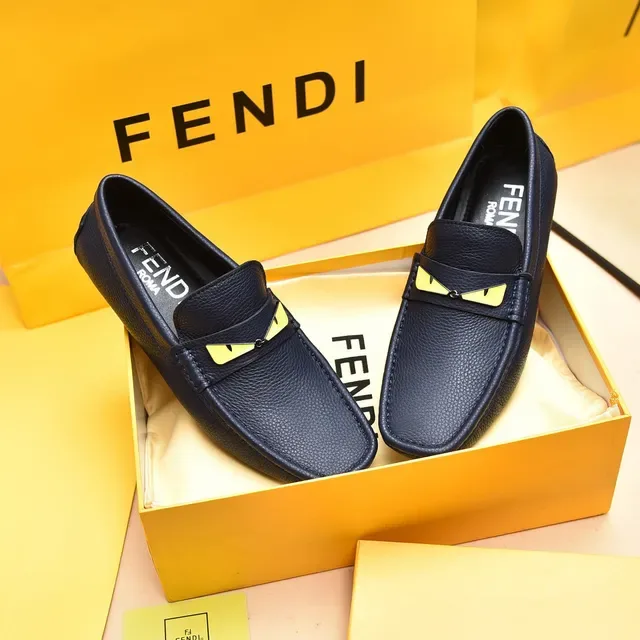 Fendi Monster Eye Loafer Mocassins Bleu Marine Cuir Texturé Slip-On 8