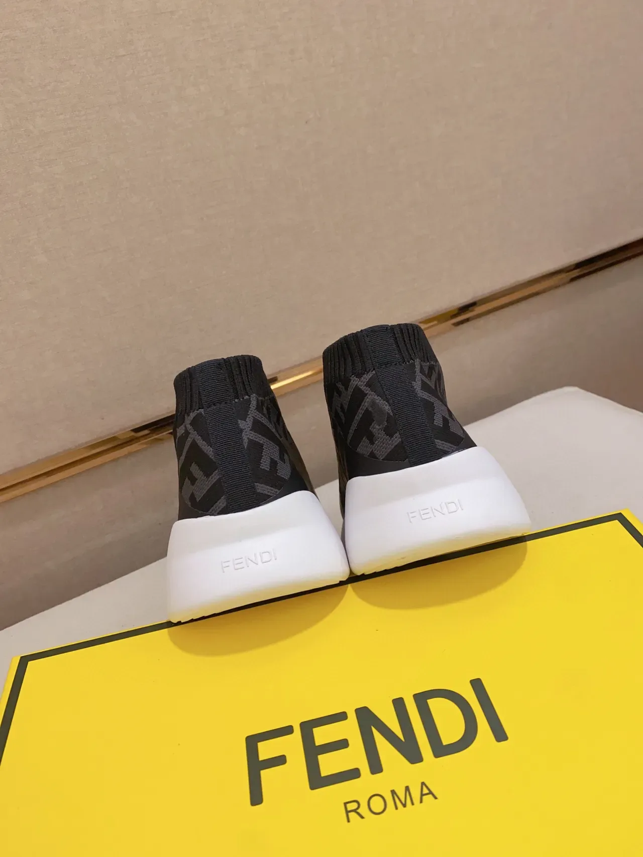 Fendi Speed Trainer Tênis Preto FF Monogram Estilo Meia Chunky 3