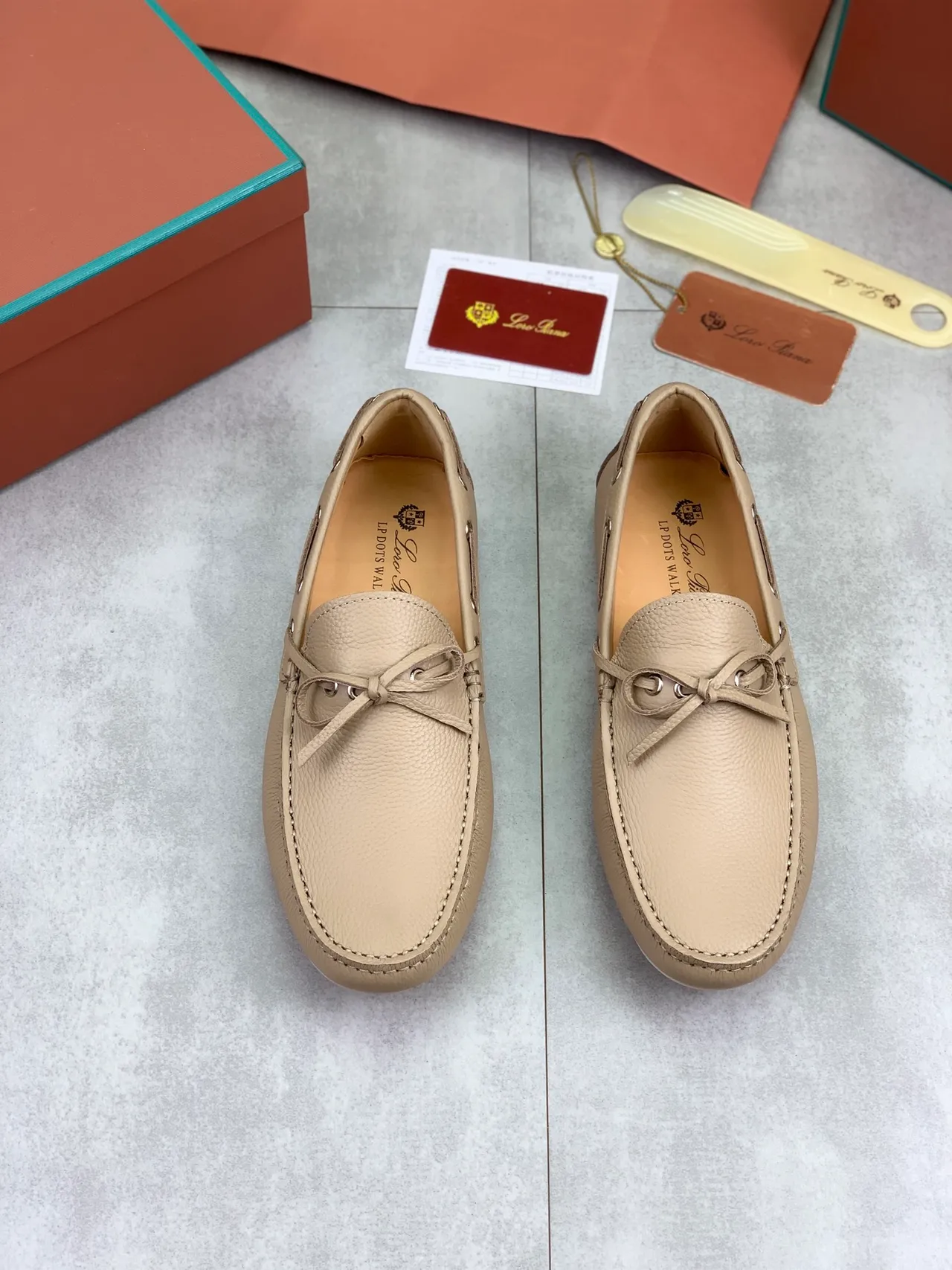 Beige Pebbled Leather Bow-Knot Loafers 4