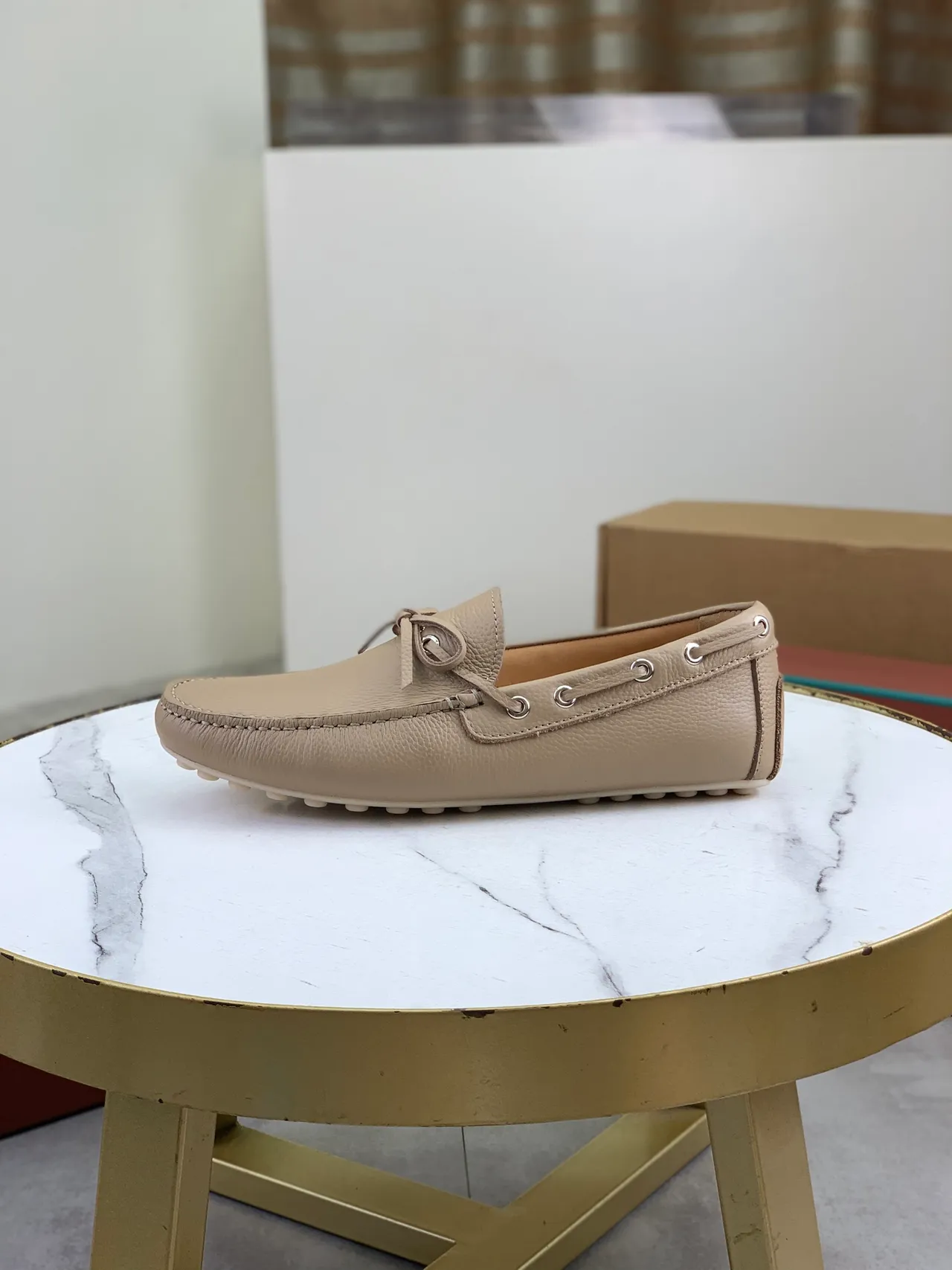 Beige Pebbled Leather Bow-Knot Loafers 5