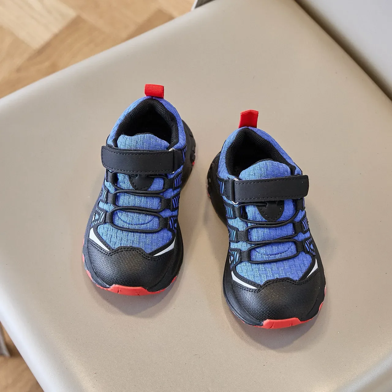Black and Gray Mesh Overlay Hook-and-Loop Lifestyle Sneakers 16