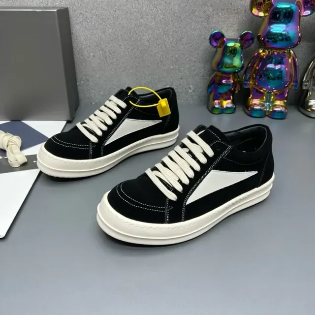 Black and White Geometric Panel Low-Top Sneakers 7
