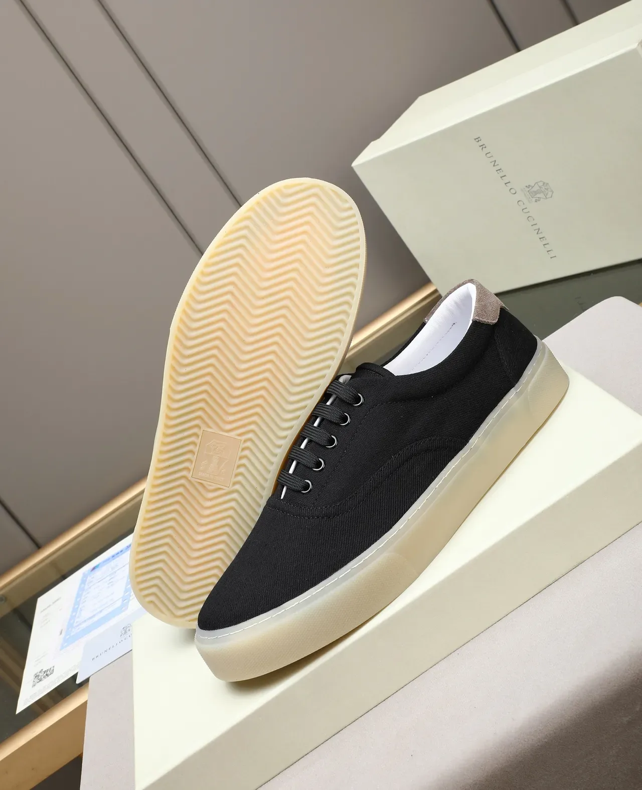 Black Beige Canvas Upper Low-Top Silhouette Casual Shoes 4