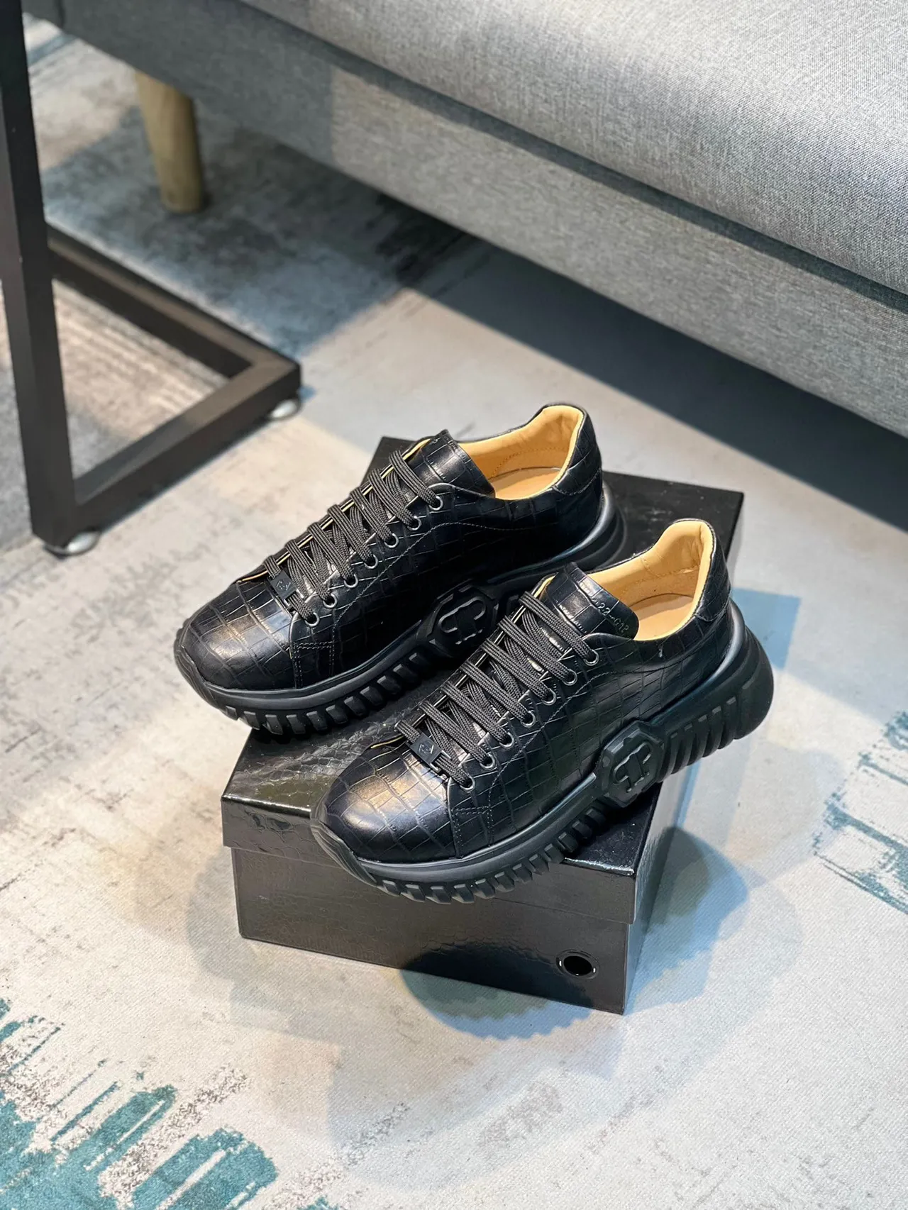 Black Beige Crocodile-Embossed Leather Platform Sole Chunky Sneakers 8