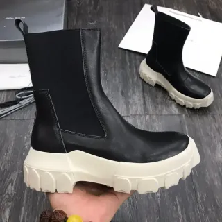 Black Beige Leather Upper Elastic Side Panels Chelsea Boots