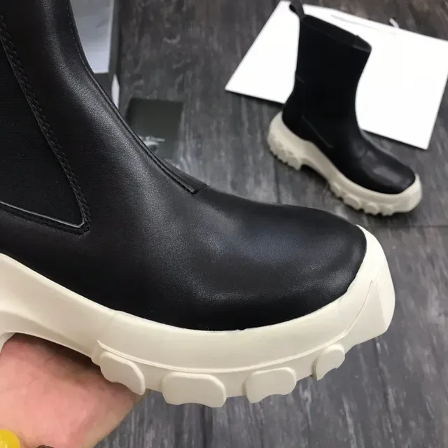 Black Beige Leather Upper Elastic Side Panels Chelsea Boots 7