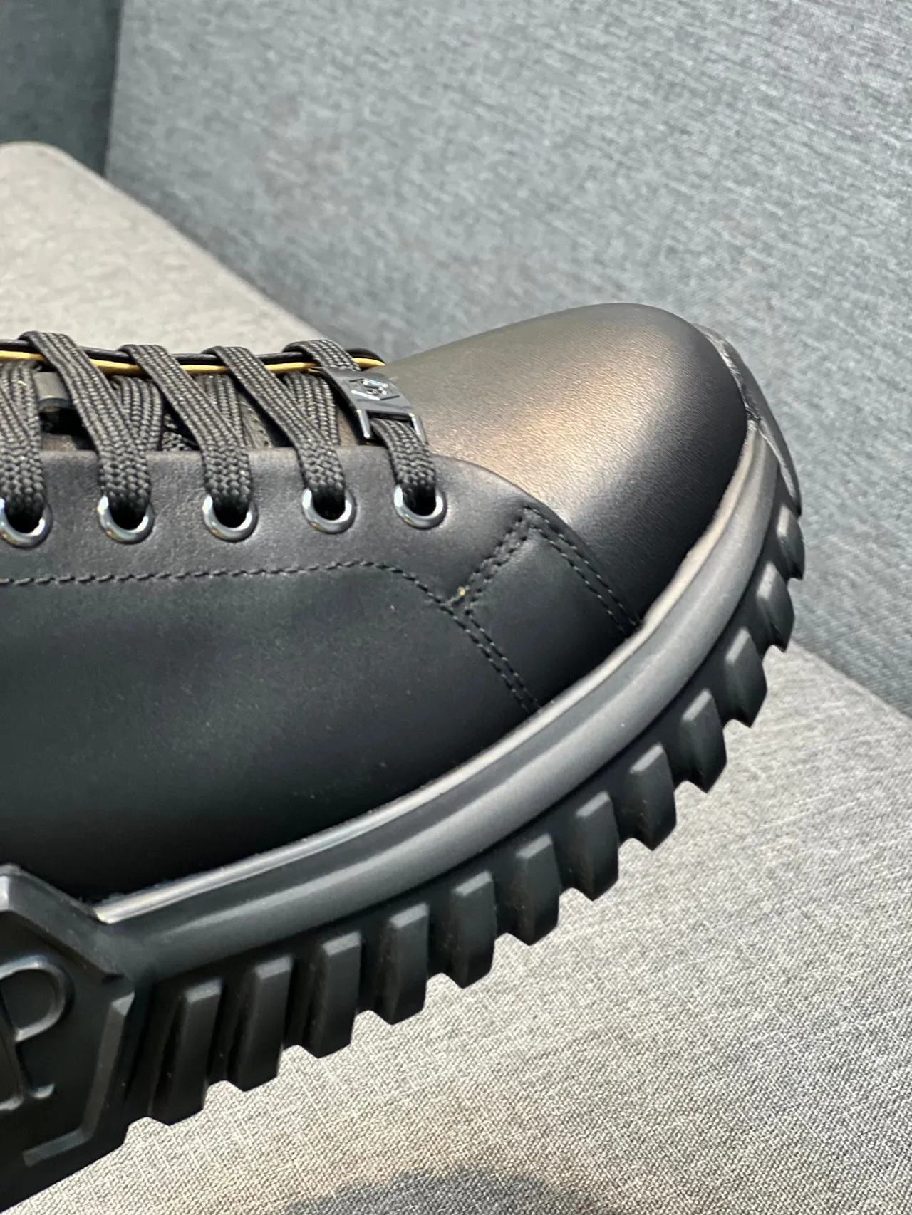Black Beige Leather Upper Sculpted Sole Chunky Sneakers 3