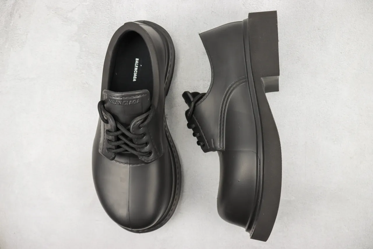 Black Cap Toe Platform Oxford Shoe 3