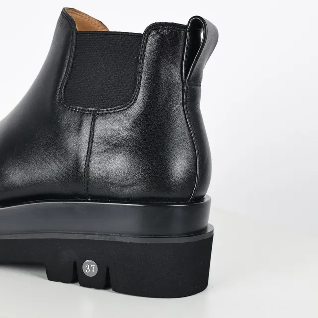 Black Chunky Platform Chelsea Boots 4