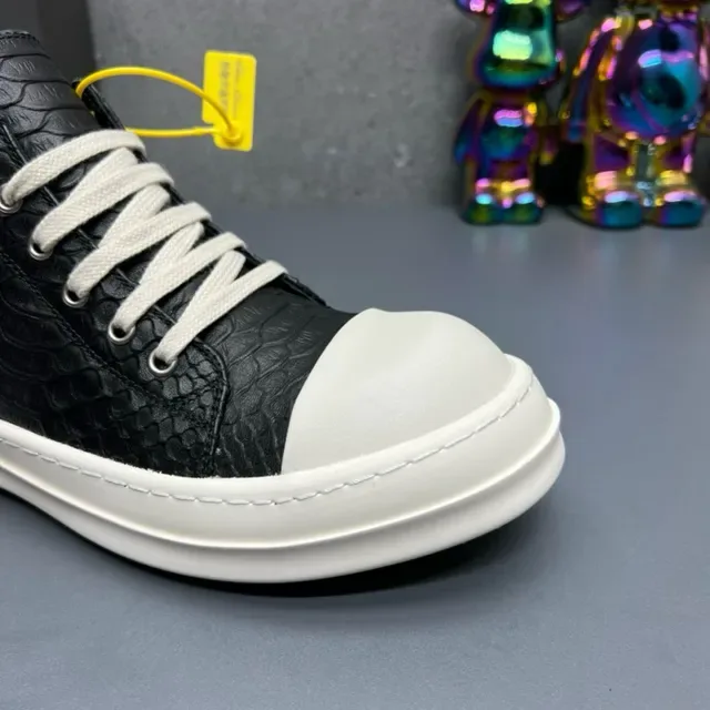 Black Croc-Embossed Upper White Toe Cap Lifestyle Sneakers 5