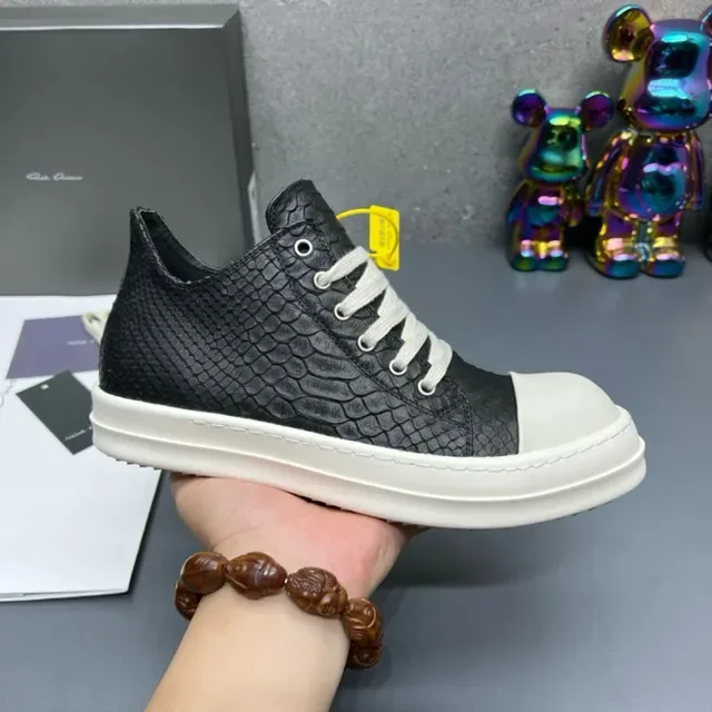 Black Croc-Embossed Upper White Toe Cap Lifestyle Sneakers 8