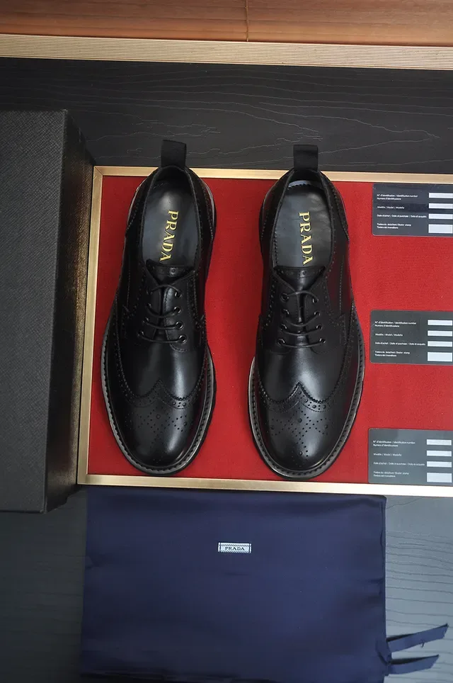 Black Detailing Thick Ridged Platform Sole Brogue 5