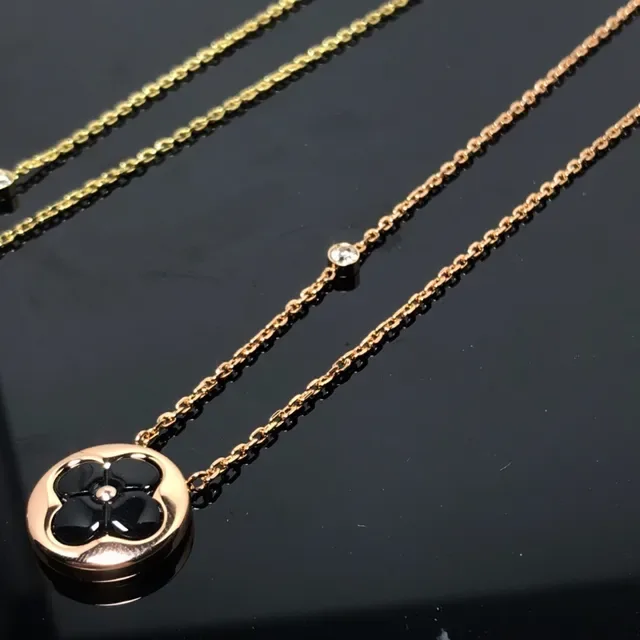 Black Gold Floral Motif Pendant Enamel Petals Necklace 3