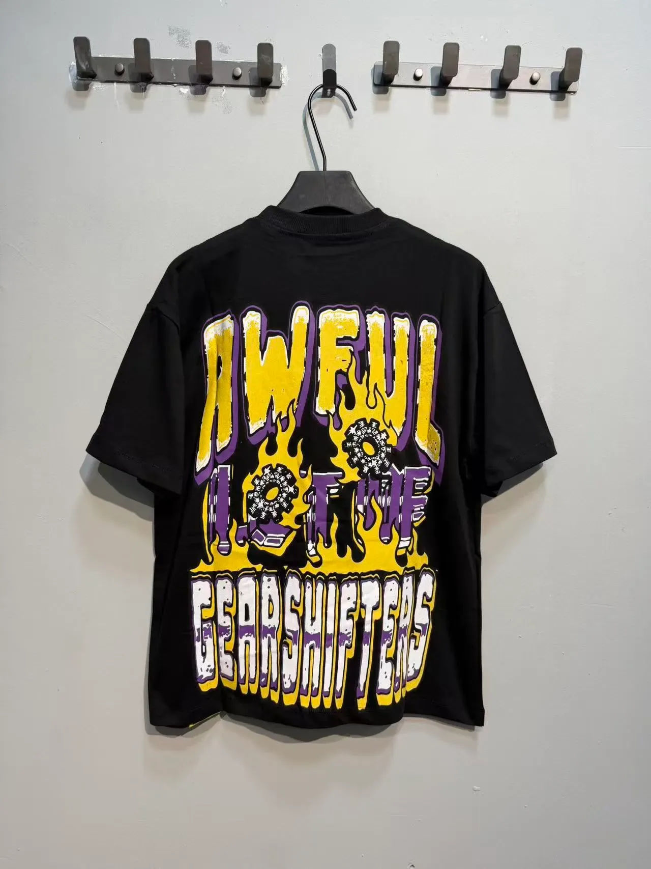 Black Graphic-Print Oversized Flame Motif T-Shirt 6