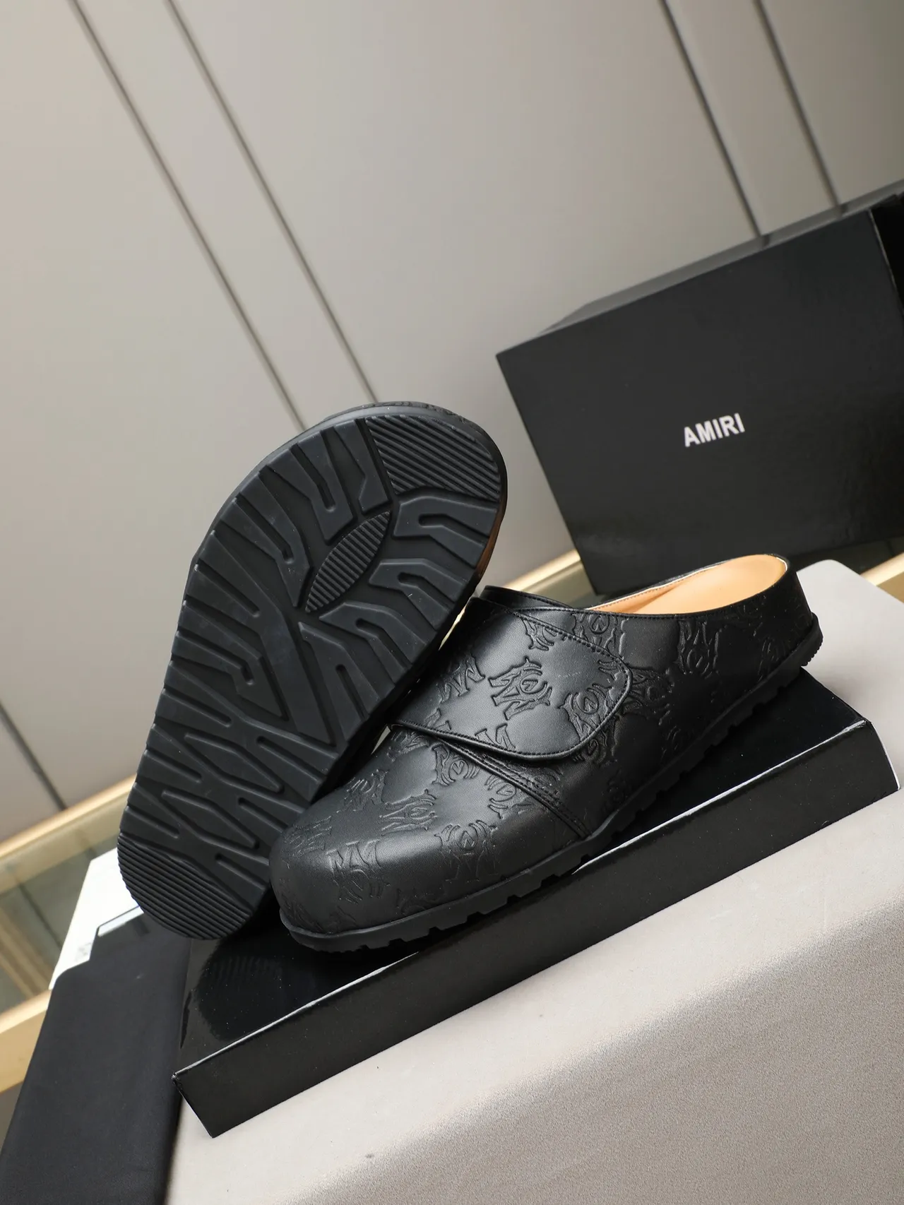 Black Green Embossed Monogram Pattern Single Strap Closure Loafer 8