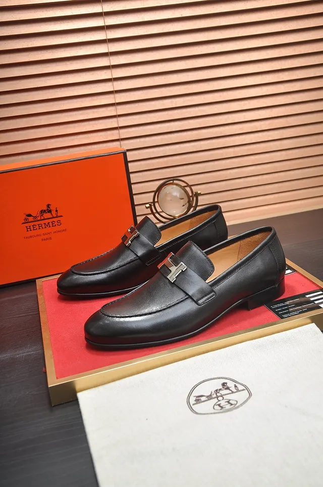 Black Leather Horsebit Buckle Loafer 4