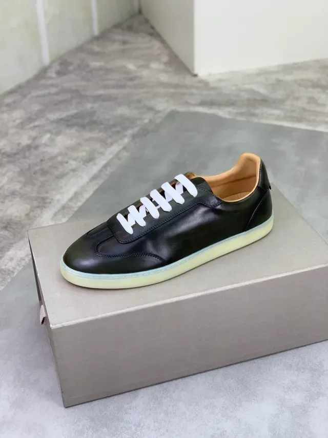 Black Leather Moc-Toe Lace-Up Casual Shoe 4