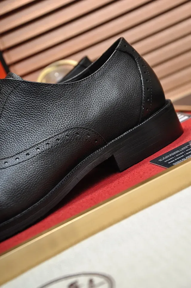 Black Pebbled Leather Full Brogue Oxford Shoes 2