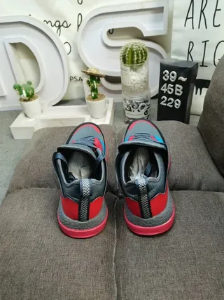 Black Red Teal Colorblocked Mesh Sneakers 18
