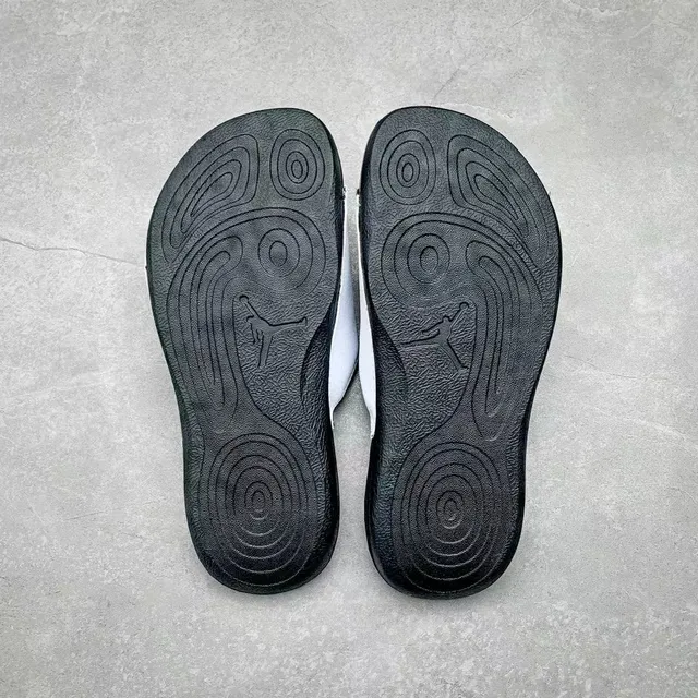 Black White Molded Rubber Sole Two-Tone Contrast Slippers 2