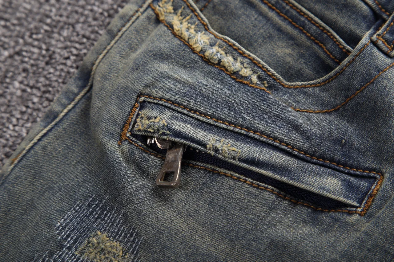 Blue Beige Distressed Zippered Side Pockets Shorts 9