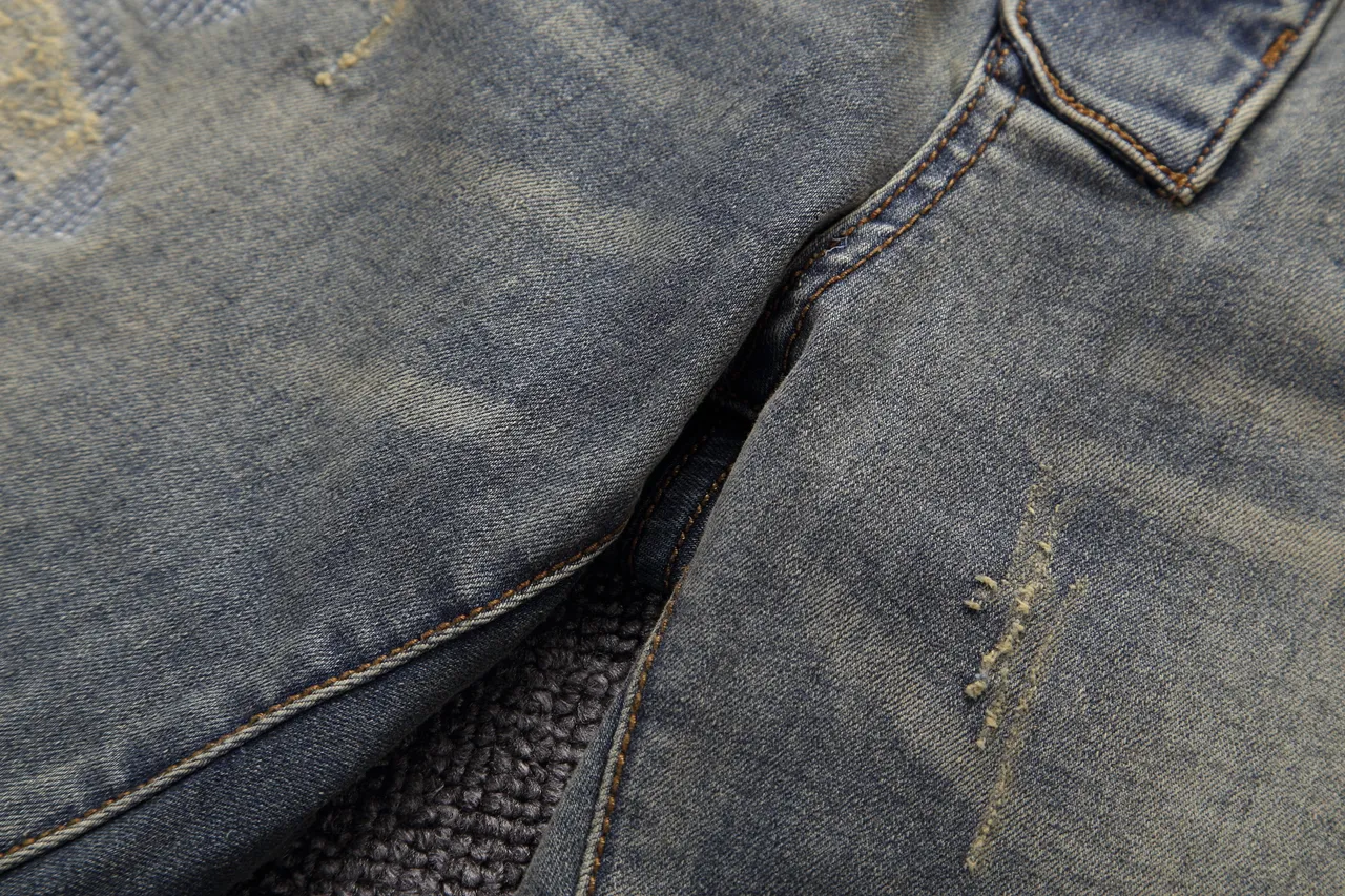 Blue Beige Distressed Zippered Side Pockets Shorts 10