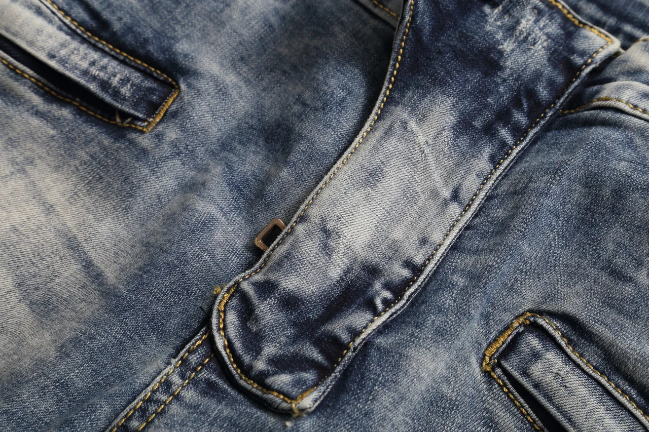 Blue Gray Distressed Wash Zippered Side Pockets Shorts 8