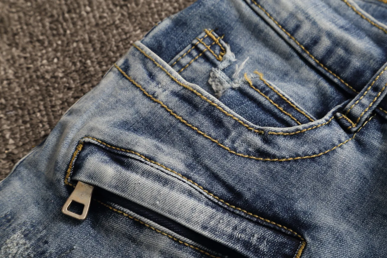 Blue Gray Distressed Wash Zippered Side Pockets Shorts 9