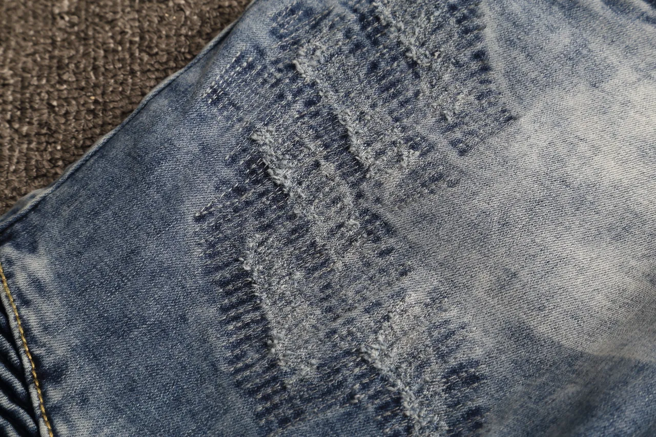 Blue Gray Distressed Wash Zippered Side Pockets Shorts 11