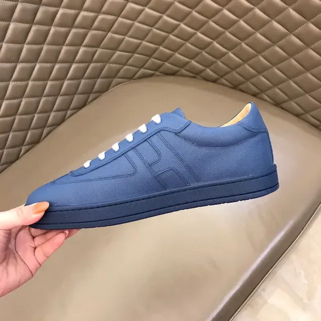 Blue Panelled Low-Top Lace-Up Sneaker 4