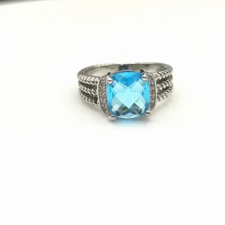 Blue Silver Cushion-Cut Central Stone Triple Rope-Textured Band Ring