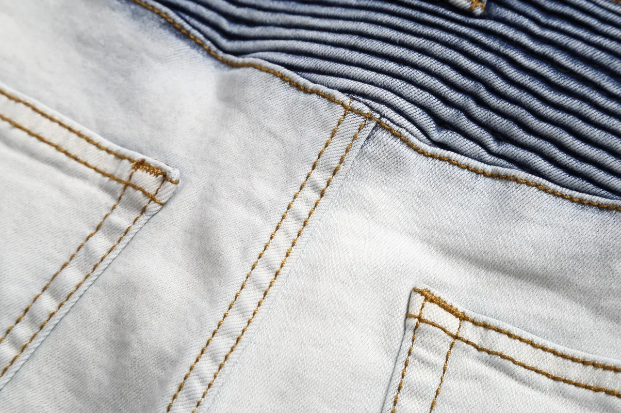 Blue White Light-Wash Denim Zippered Thigh Pockets Shorts 5