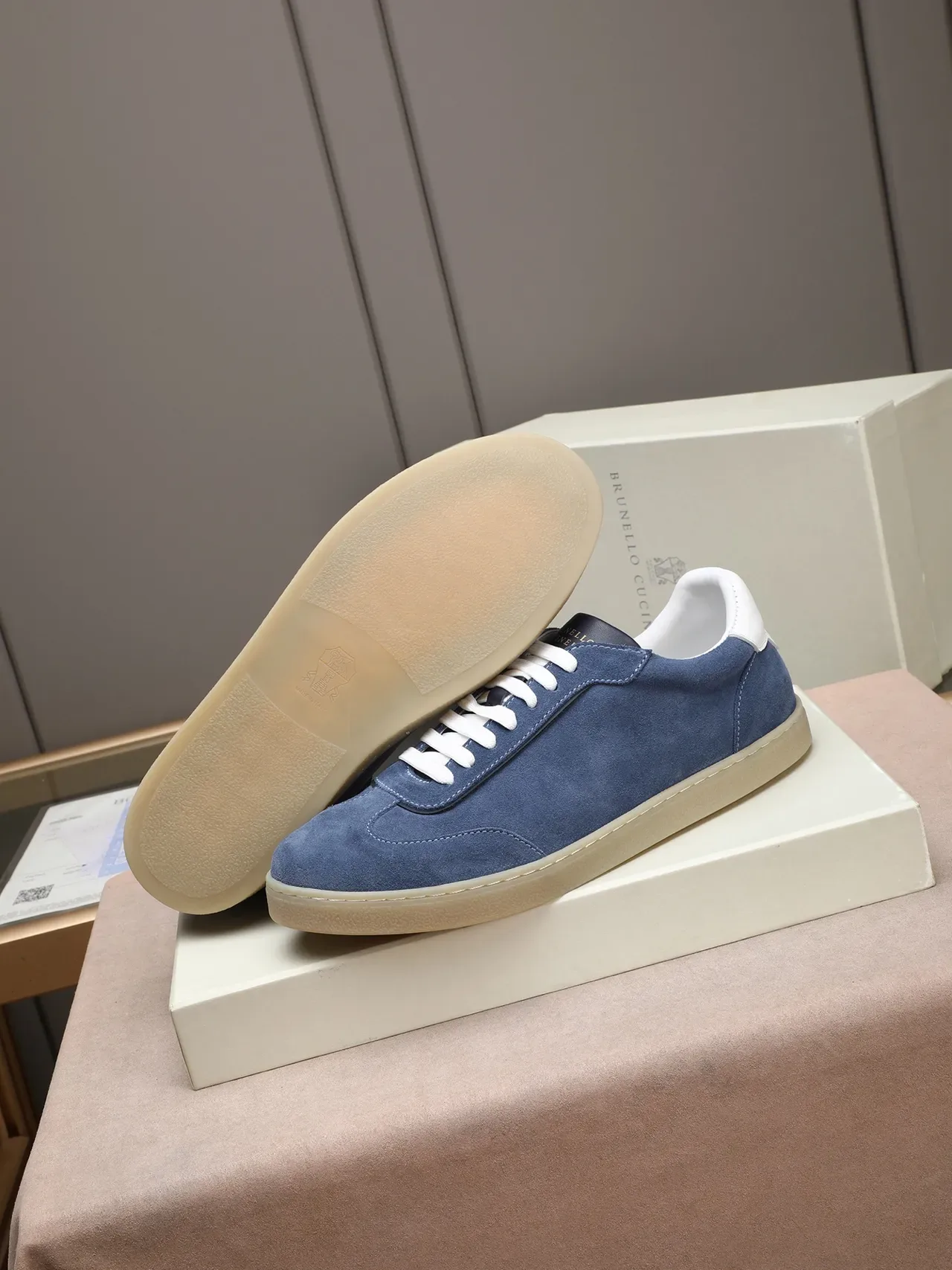 Blue White Suede Upper Heel Tab Sneakers 4