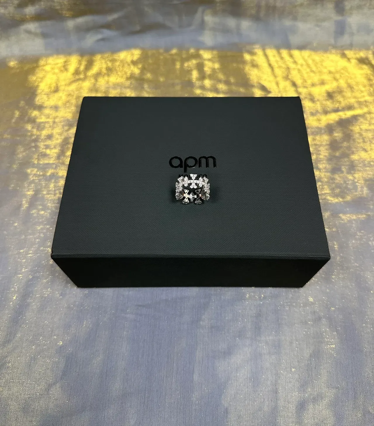 Bow-Shaped Pavé-Set Multi-Stone Ring 3