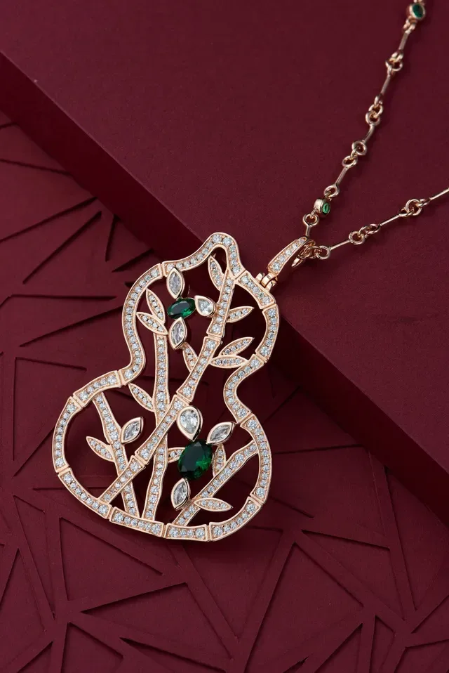Burgundy Green Openwork Leaf Motif Pavé-Set White Stones Necklace 6