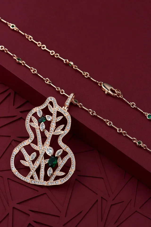 Burgundy Green Openwork Leaf Motif Pavé-Set White Stones Necklace 8