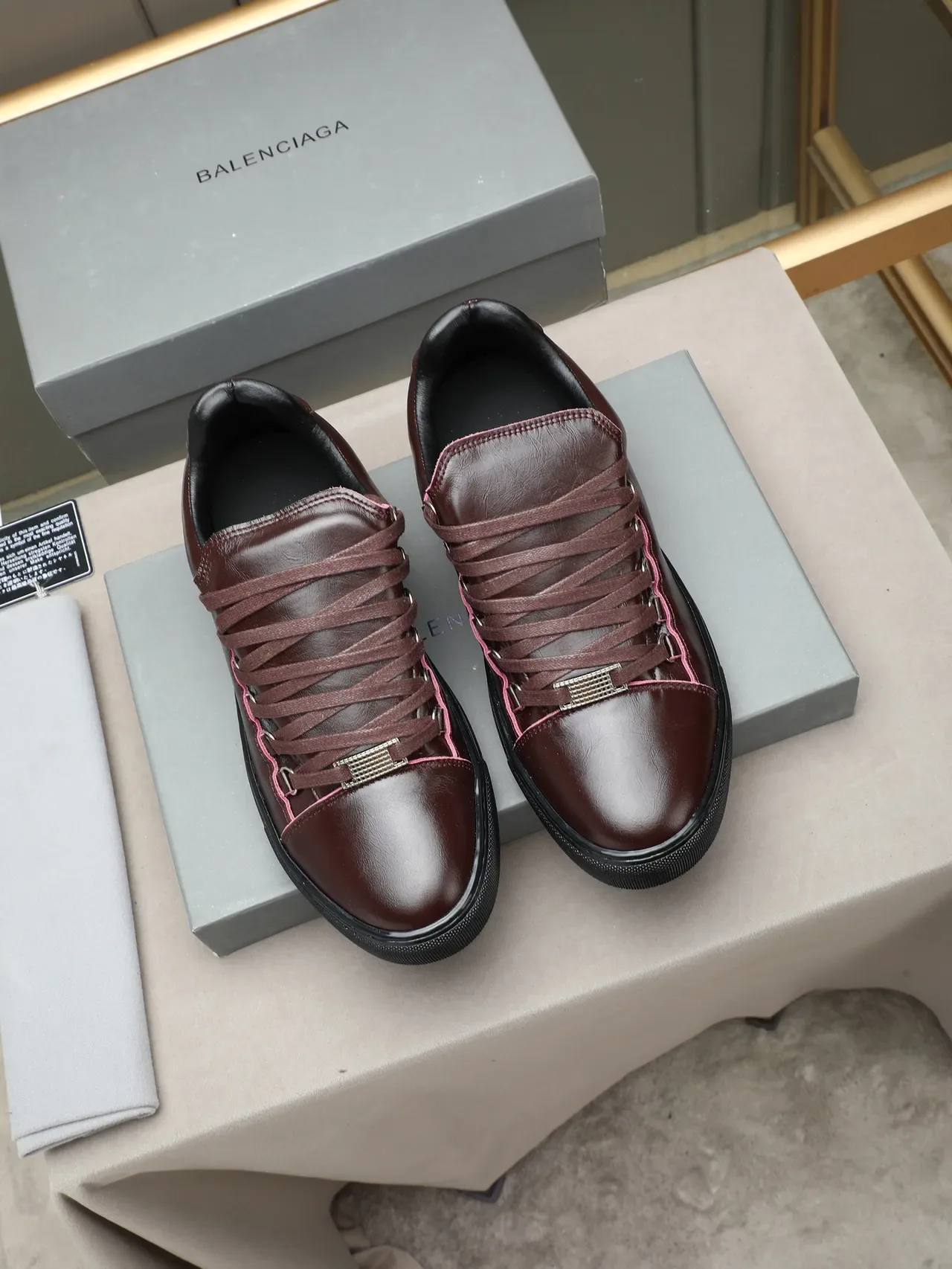 Burgundy Pink Leather Upper Flat Platform Sole Casual Shoes 2